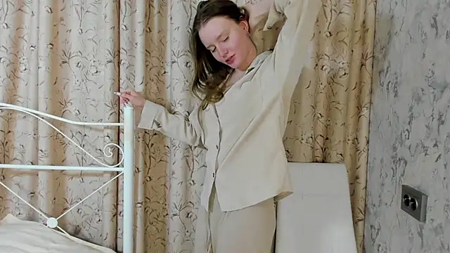 Chat +18 de SunRinglein ao vivo