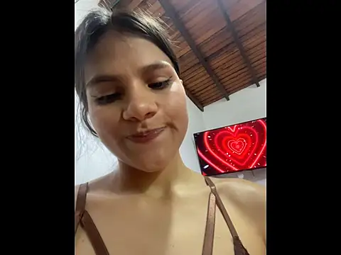 Show modela Romeoandjulietta na web-kameri