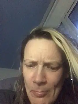 MissAmber21's Live XXX Chat