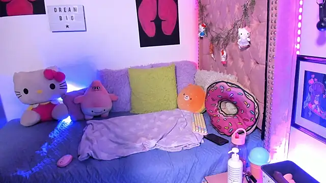 LillyCandy Chat XXX live