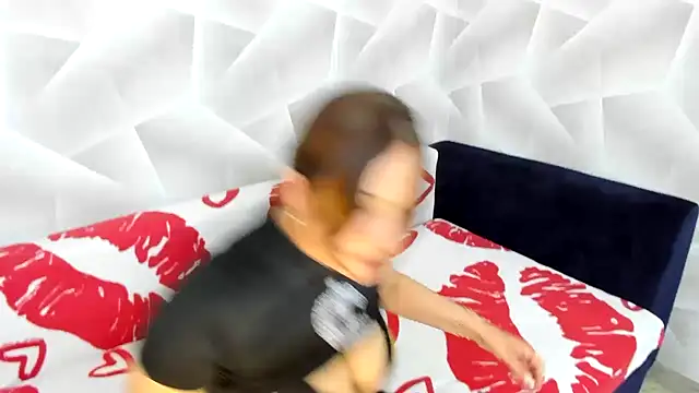 XLovely_LanaX – Kamerová šou