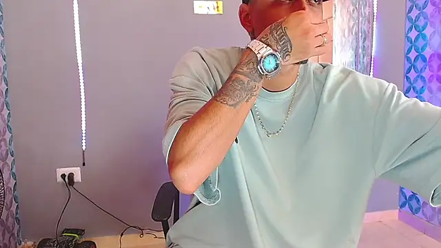 Liam_lee ওয়েবক্যাম শো