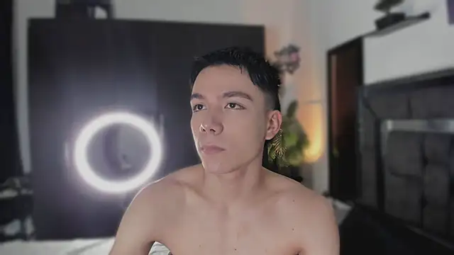 alanblack1's Live XXX Chat