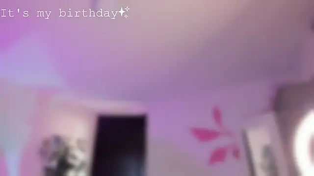 YariRose's Webcam Show