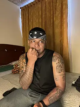 Saipuer31 Webcam Show