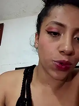 Chatroom XXX en direct de KattyBerryX