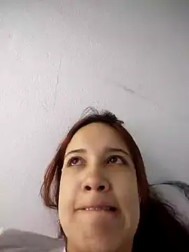 Chat XXX ao vivo de AdrianaFrank