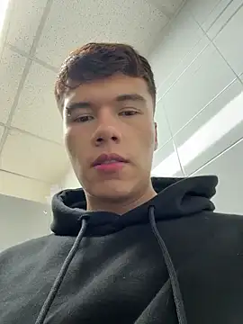 Logan_smith1 – Naživo XXX chat