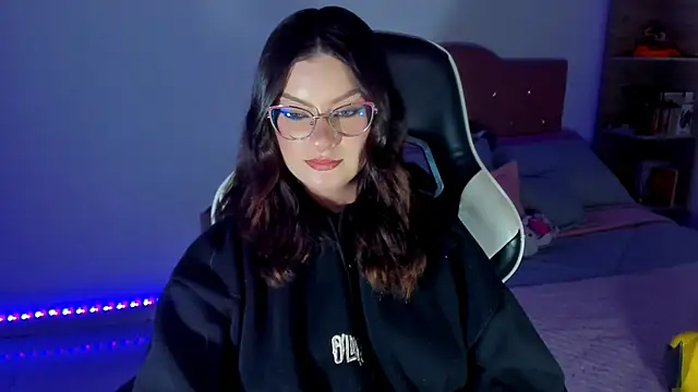 OphelianaRose33's Live XXX Chat