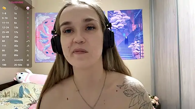 DenitaSpace élő XXX-chatje