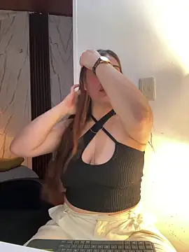 emmily_d: απευθείας συνομιλία ΧΧΧ