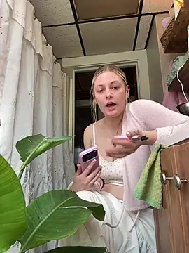 WendyVesper Adlı Modelin Canlı XXX Sohbeti