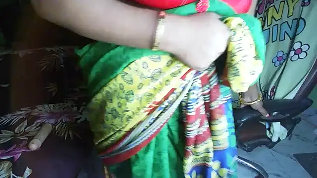 BengaliQueenStarn Live XXX chat