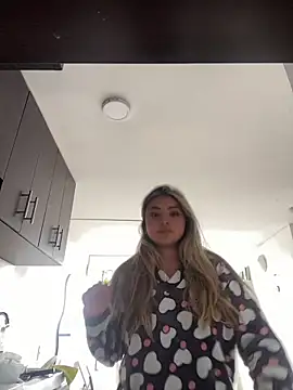 sweetlove- – webcam-show