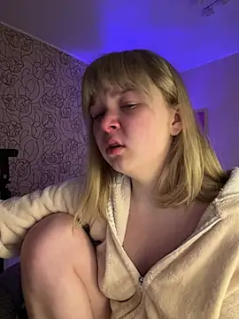 Pokazy przed kamerką – Emilly_Wills