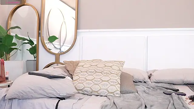 Dalahia_Rush Live XXX-Chat