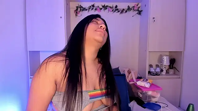 CANDYGABYY: онлайн-секс-чат