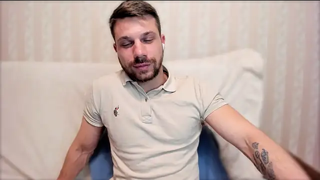 Tony_Wolf's Live XXX Chat