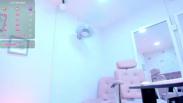 Trinity-presley Pertunjukan Webcam