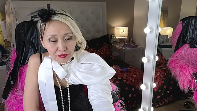 Chat +18 de RoxalanaStar ao vivo