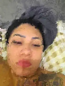 Show de millacavalona09 na webcam