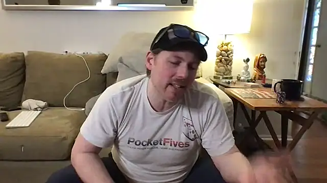 9VOLTT Live XXX Chat