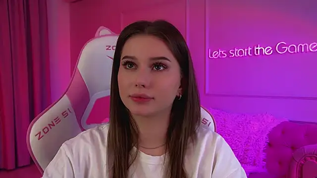 Pokazy przed kamerką – DianaVert