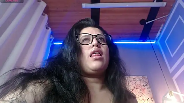 XXX chat uživo modela Andrea_secret_