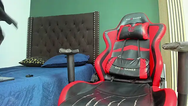 ares_pain Adlı Modelin Web Kamerası Şovu