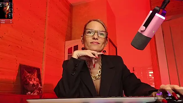 Lady_Shine live XXX chat