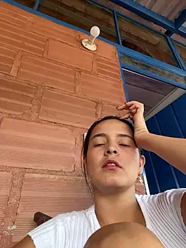 Chat XXX en directo de Mia_jhoonson