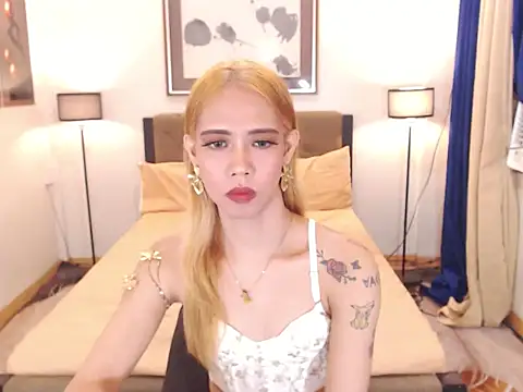 PreciousAmore Pertunjukan Webcam