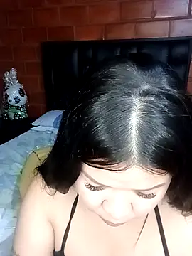 Chantal_lopez Adlı Modelin Canlı XXX Sohbeti