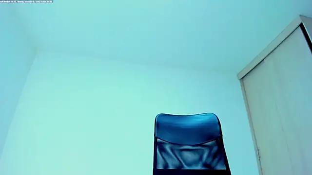 Czat XXX na żywo – monica_little23