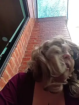 madelaine-: онлайн-секс-чат