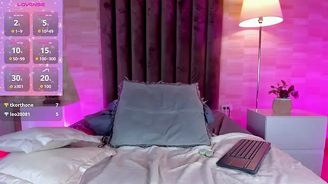 Isaac_Grey: απευθείας συνομιλία ΧΧΧ