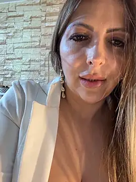 _Abril-Office1 Show in webcam