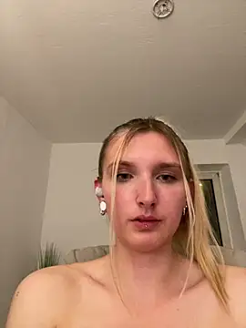 AnnyBelleX's Live XXX Chat