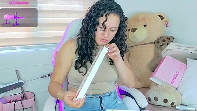 Chat XXX en directo de MeganDolll