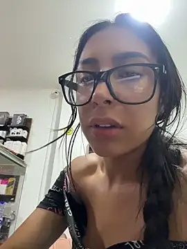 Chat +18 de pregnant_sofii18 ao vivo