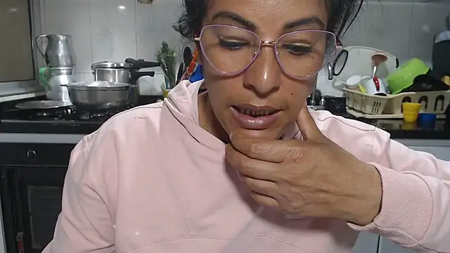 kateleyagrey 现场XXX聊天