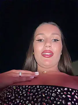 Syka0001 élő XXX-chatje