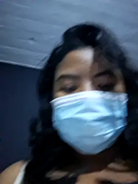 Czat XXX na żywo – Artinah22