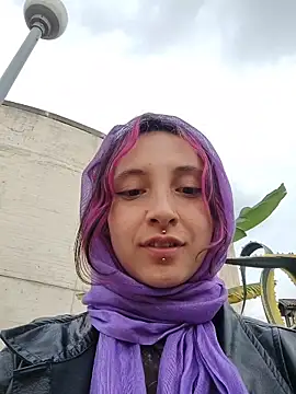 _Laary_Lily Chat XXX in diretta