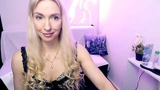 Cute_Smile_Shy লাইভ XXX চ্যাট