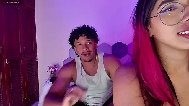 Horny_tgn Adlı Modelin Canlı XXX Sohbeti