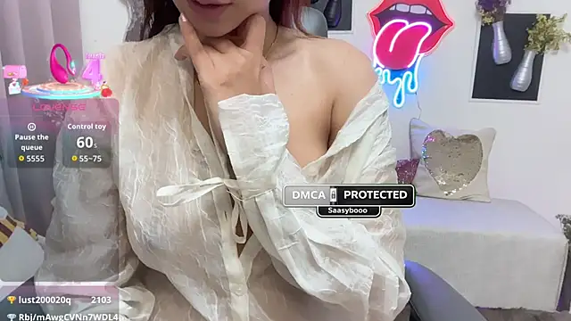 Saasybooo Show in webcam