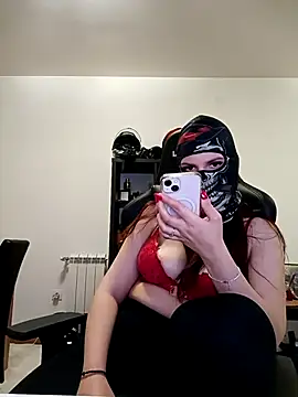 MeCherryy: онлайн-секс-чат