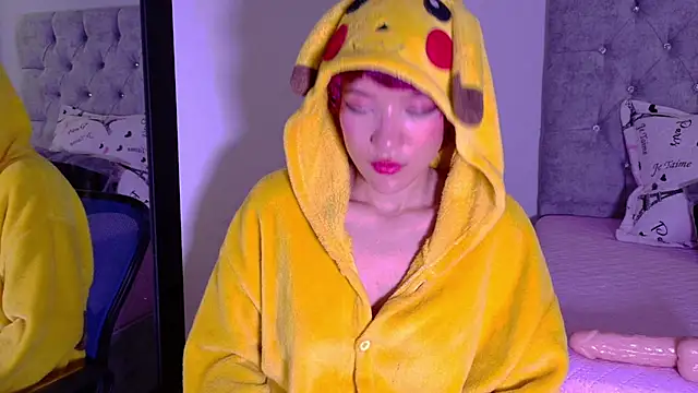 Czat XXX na żywo – MiaaBlake_