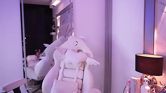 Julieta_priv's Live XXX Chat